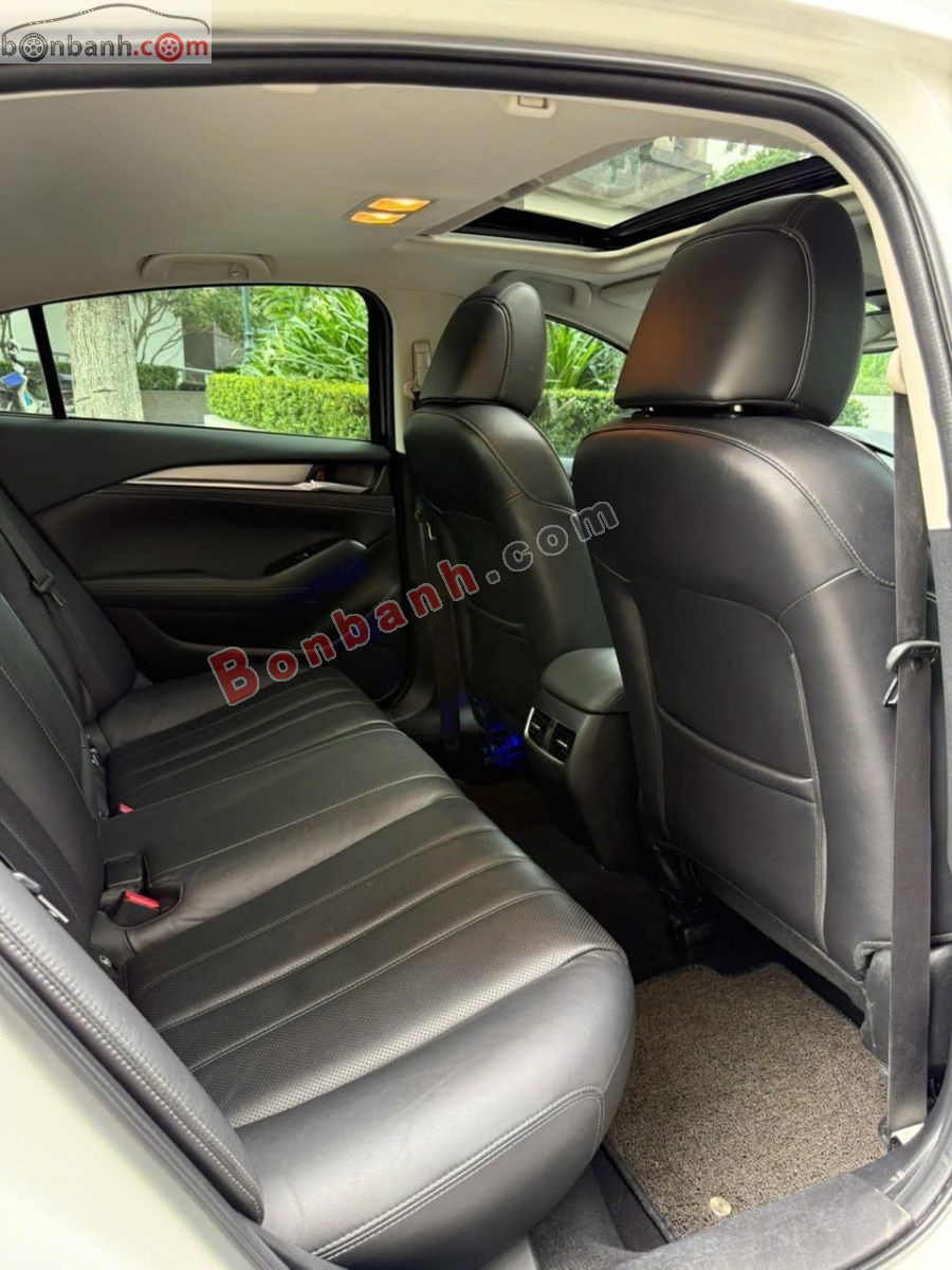 Xe Mazda 6 Premium 2.0 AT 2022